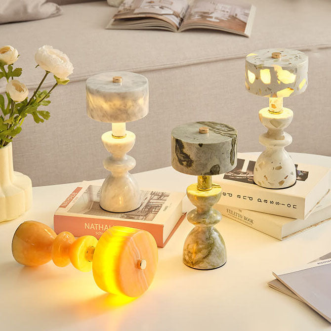 GlowLamps - Stilvolle LED Tischlampe Aus Marmor & Eisen Mit USB-Anschluss-3
