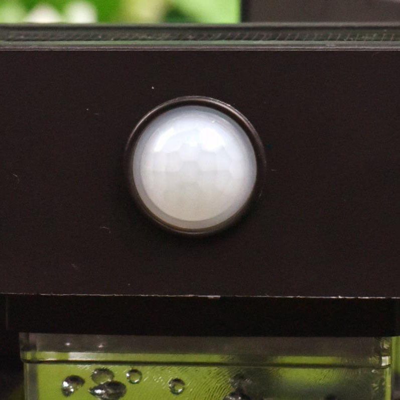 Moderne Solar-Wandlaterne mit Human-Sensor für Außenbereich und elegantes Design-4