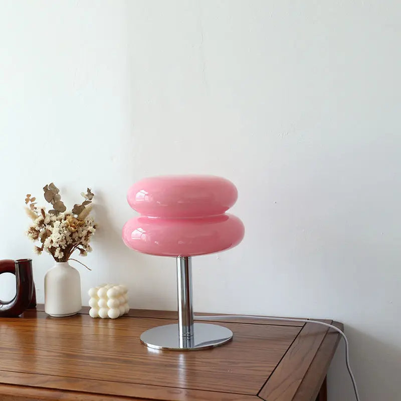 Elegante Tischleuchte im Bauhaus-Stil – Zeitloses Design für Wohnzimmer und Nachttisch-4
