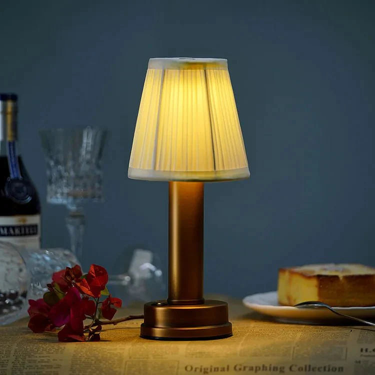 Niedliche Kabellose LED Seiden Metall Tischlampe