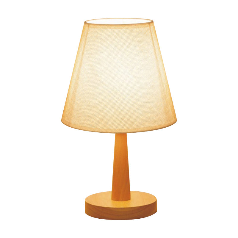 Moderne Nachttischlampe mit Stoffschirm für stilvolle Schlafzimmergestaltung-5