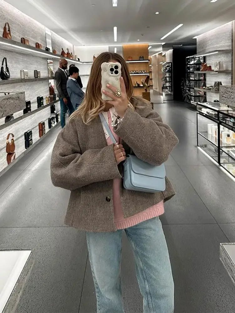 Übergroße Damenjacke mit lockerem Schnitt