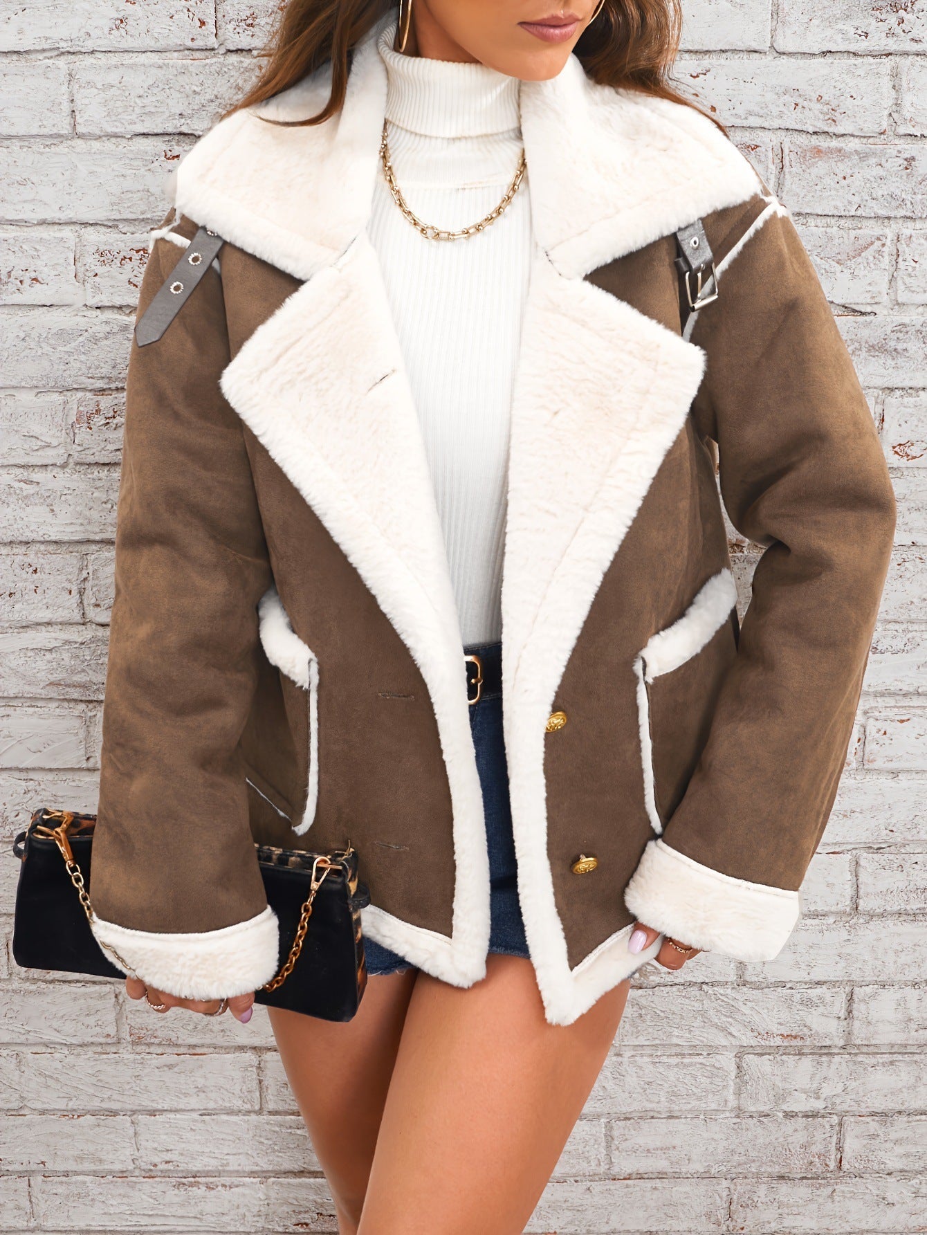 Oversize Jacke für Damen mit hüftlangem Schnit