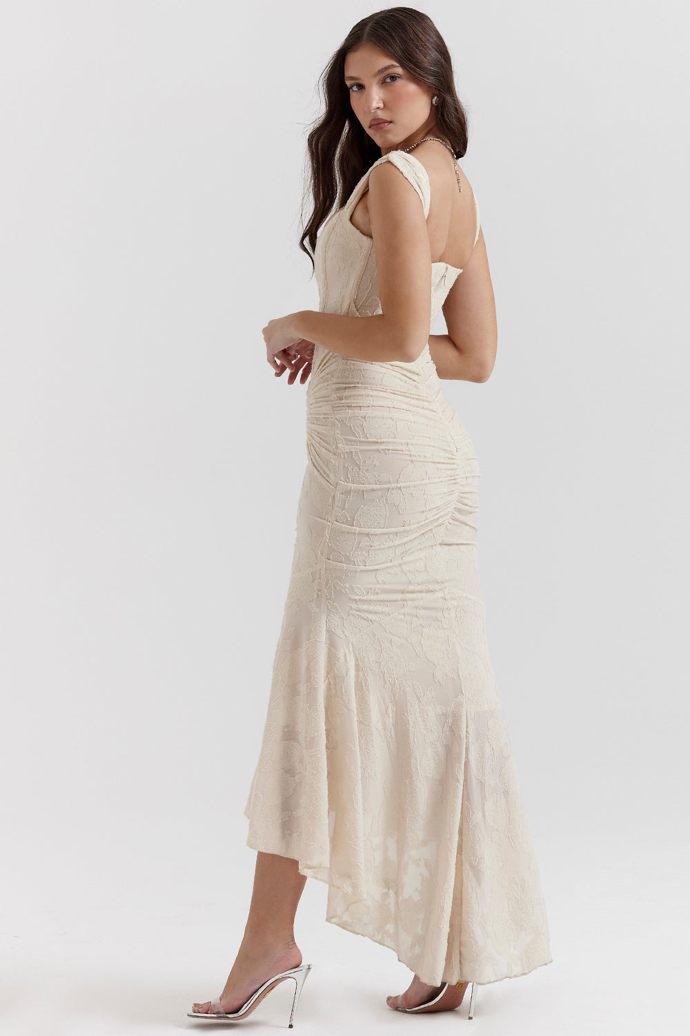 Damenkleid mit quadratischem Ausschnitt