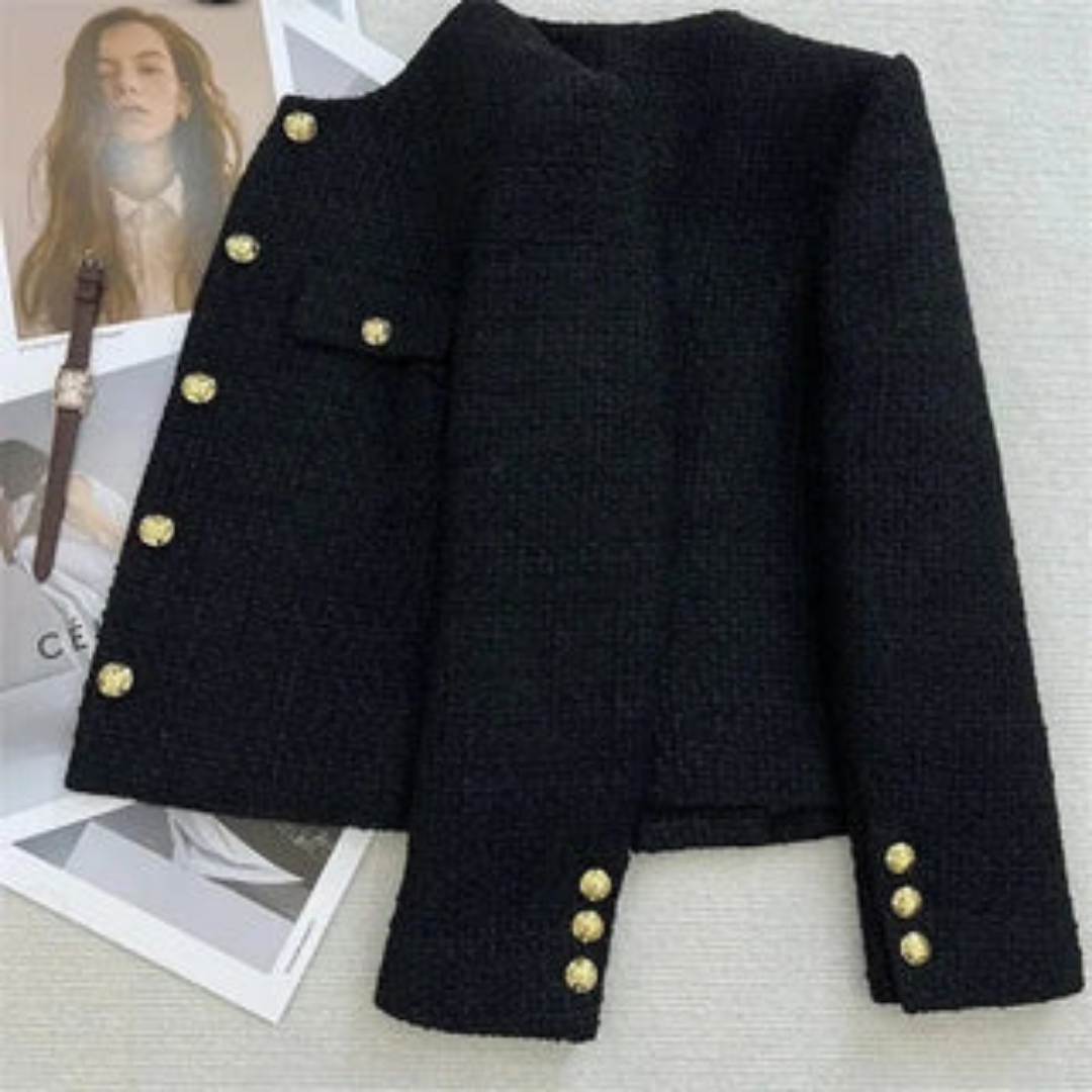 Damen Winterjacke kurz geschnitten mit klarer Linienführung