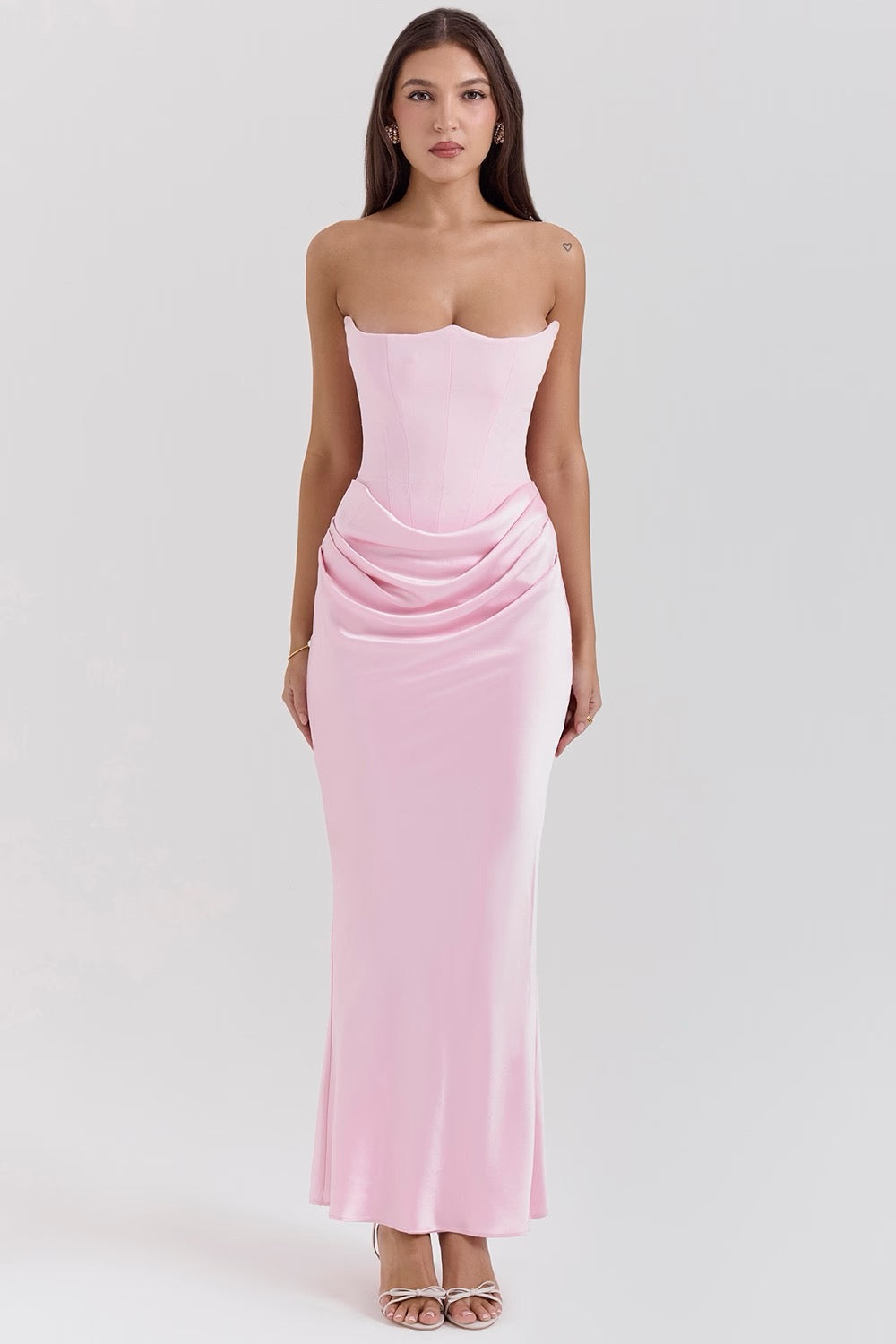 Damen Abendkleid mit schulterfreiem Schnitt für festliche Anlässe