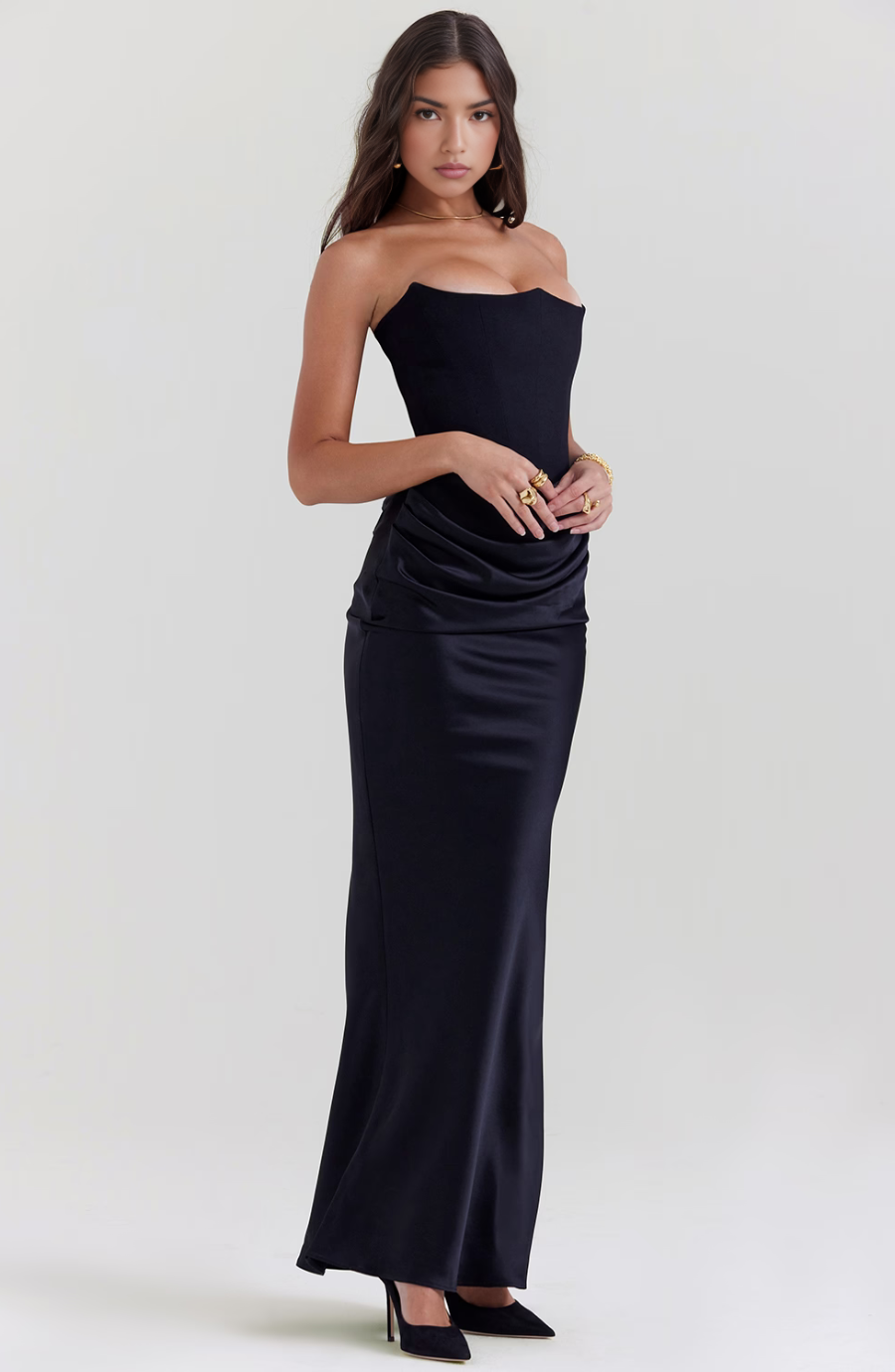 Damen Abendkleid mit schulterfreiem Schnitt für festliche Anlässe