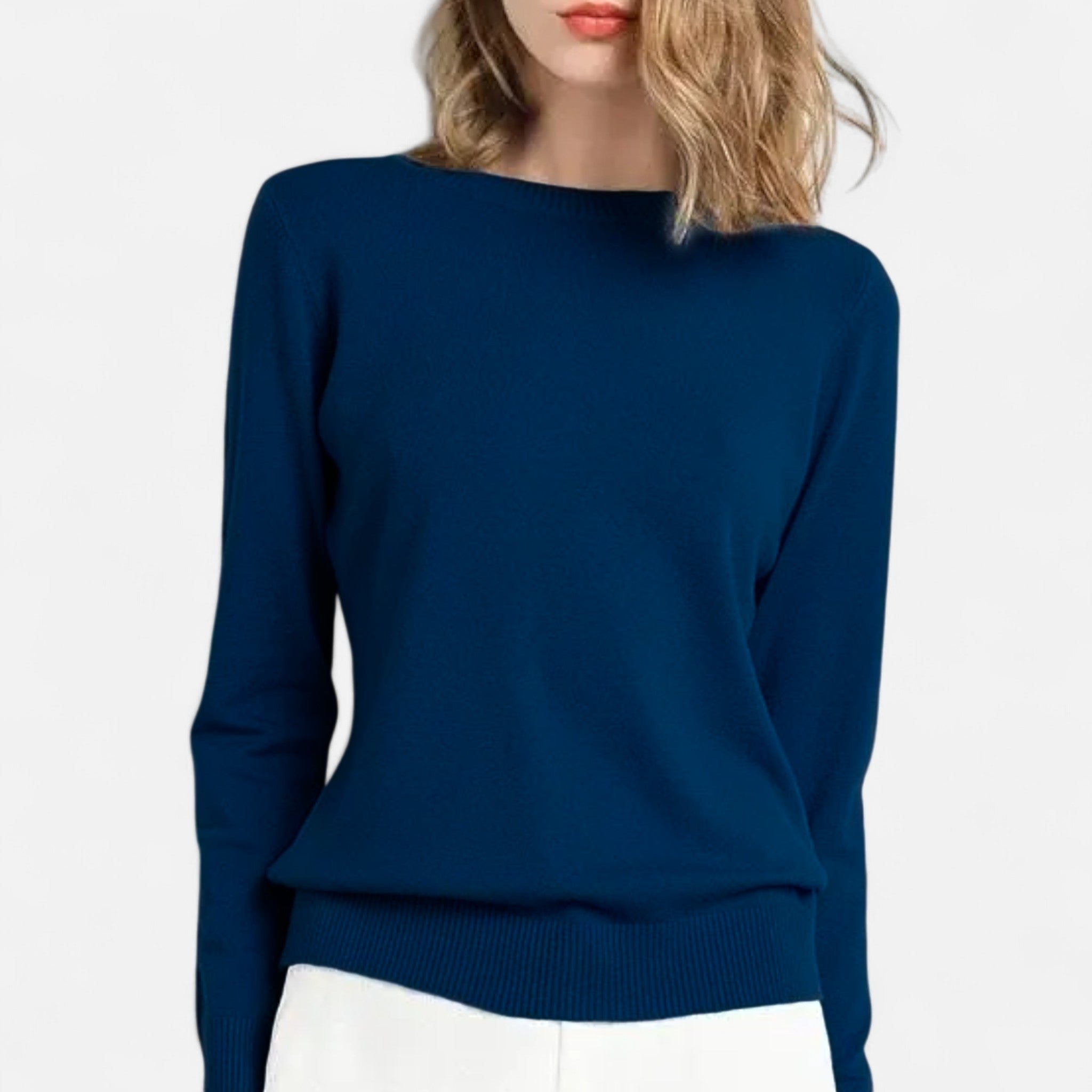 Damenpullover mit Rundhalsausschnitt und schmaler Silhouette für den Winter