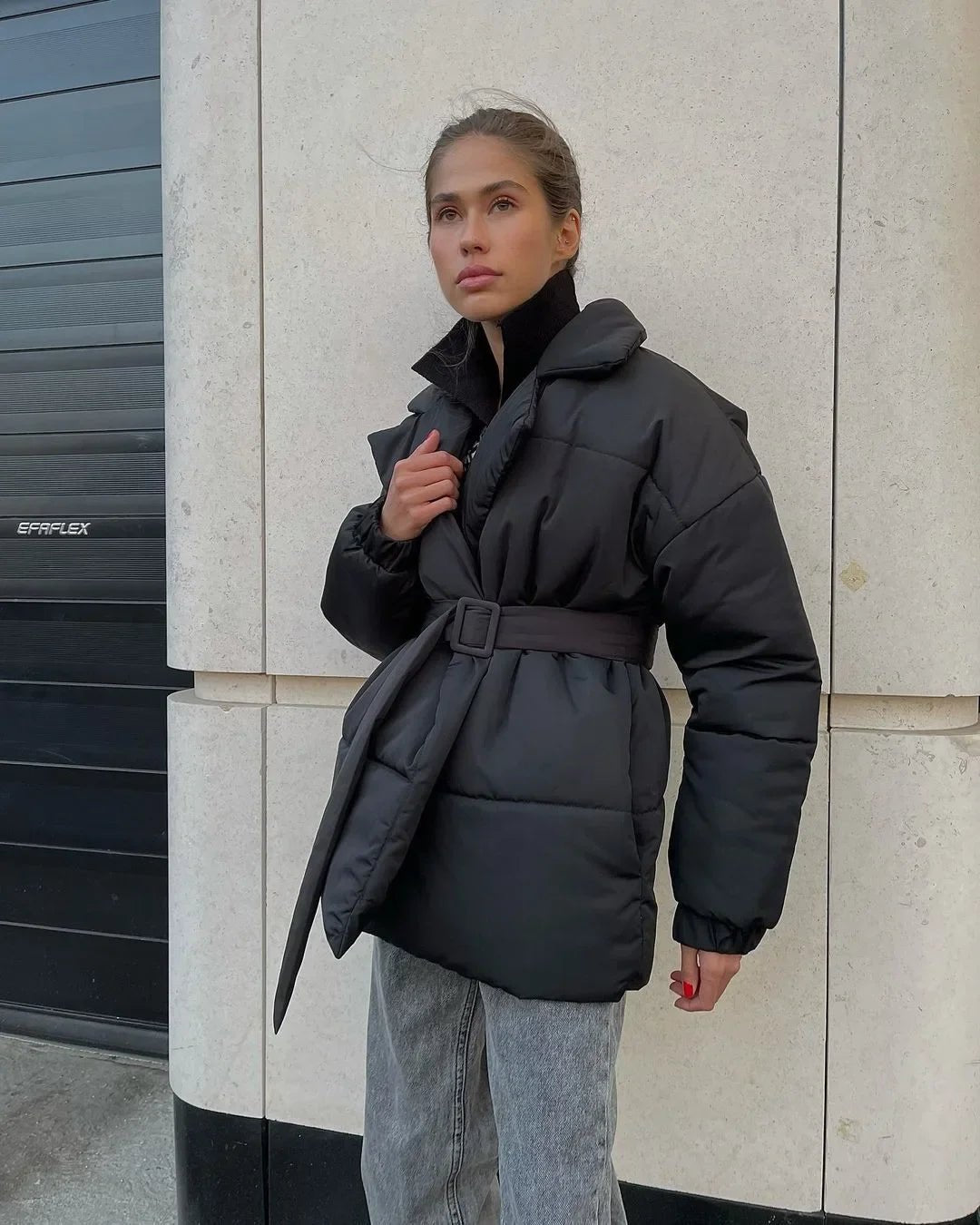Damen Pufferjacke mit Gürtel und Taillierung