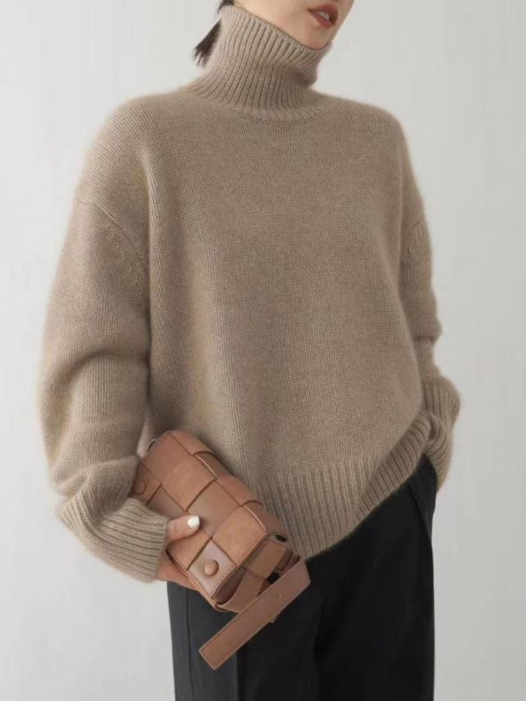 Damenpullover mit klassischem Rollkragen