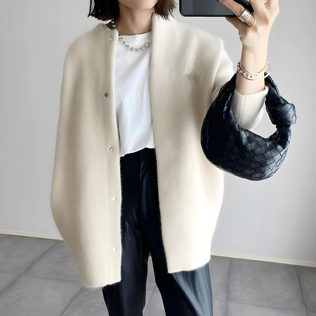 Strickjacke Damen mit lockerer Passform für die Winterzeit