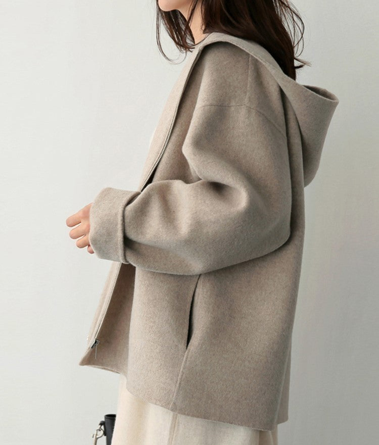 Damen Winterjacke mit Kapuze und strukturierter Form