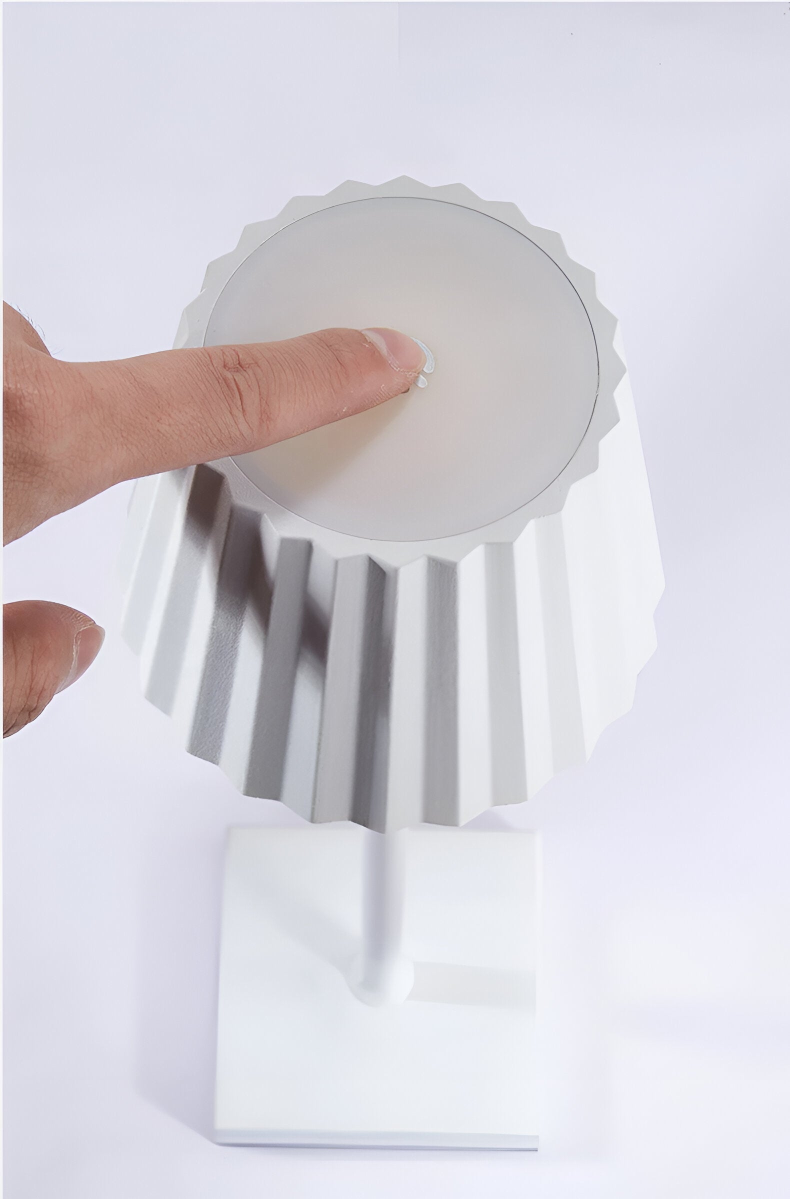 LuminaTouch - Steuerbare, Wasserdichte, Wiederaufladbare, Kabellose LED-Tischlampe-6