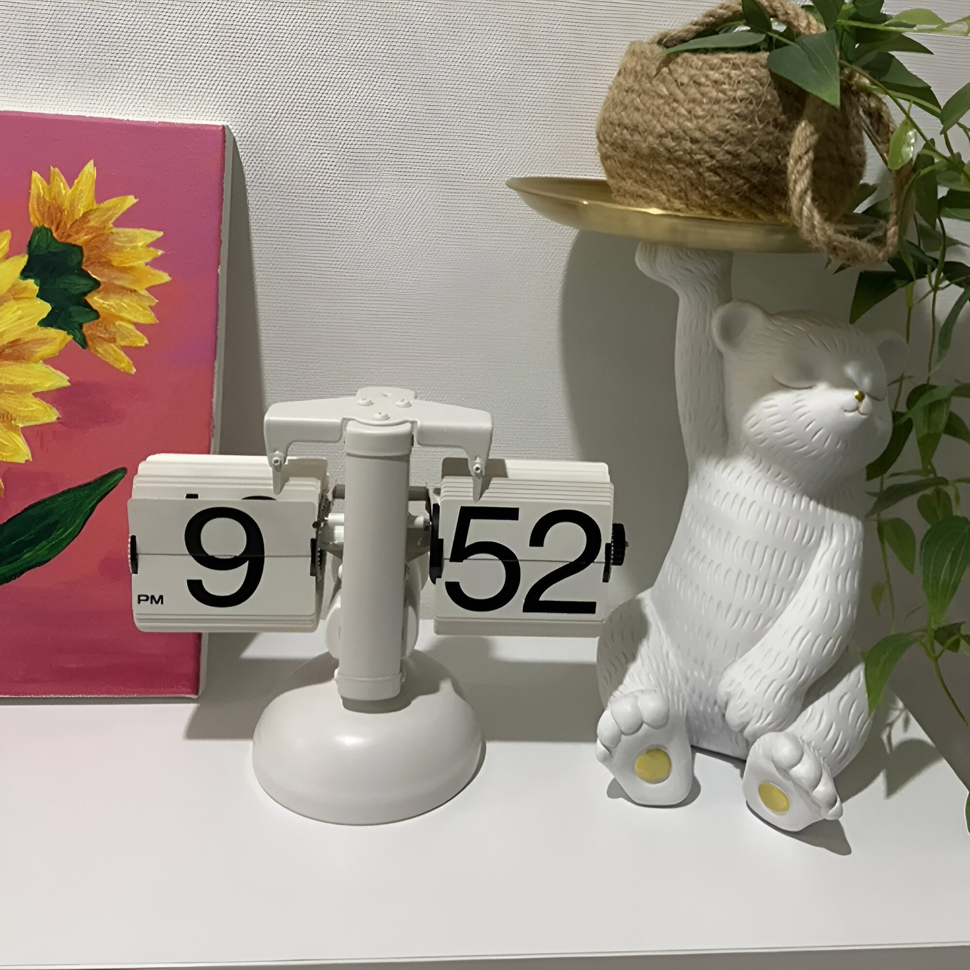 Minimalistische Tischuhr mit Automatischem Blättern und Elegantem Design-3