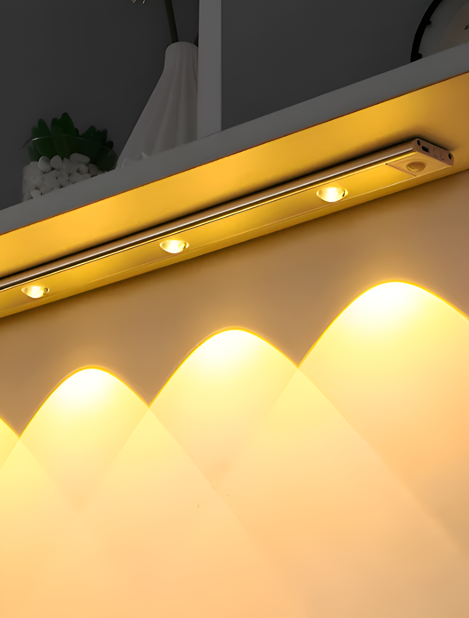 Elegante LED Wandleuchte Innen mit Bewegungsmelder und Anpassbarer Lichtfarbe-6