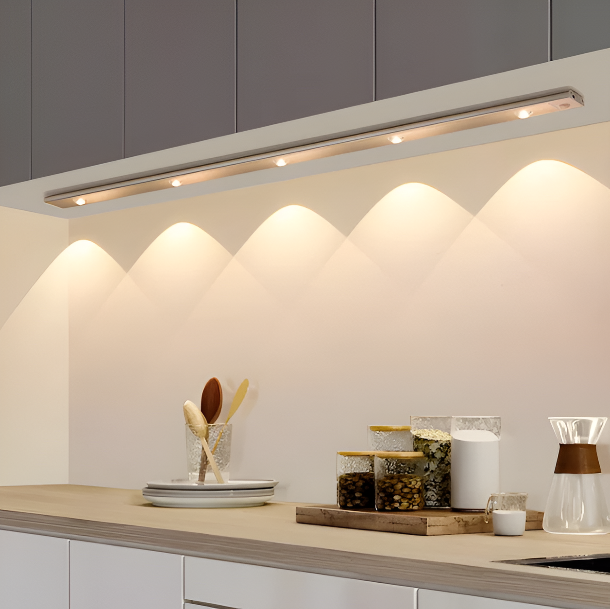 Elegante LED Wandleuchte Innen mit Bewegungsmelder und Anpassbarer Lichtfarbe-4