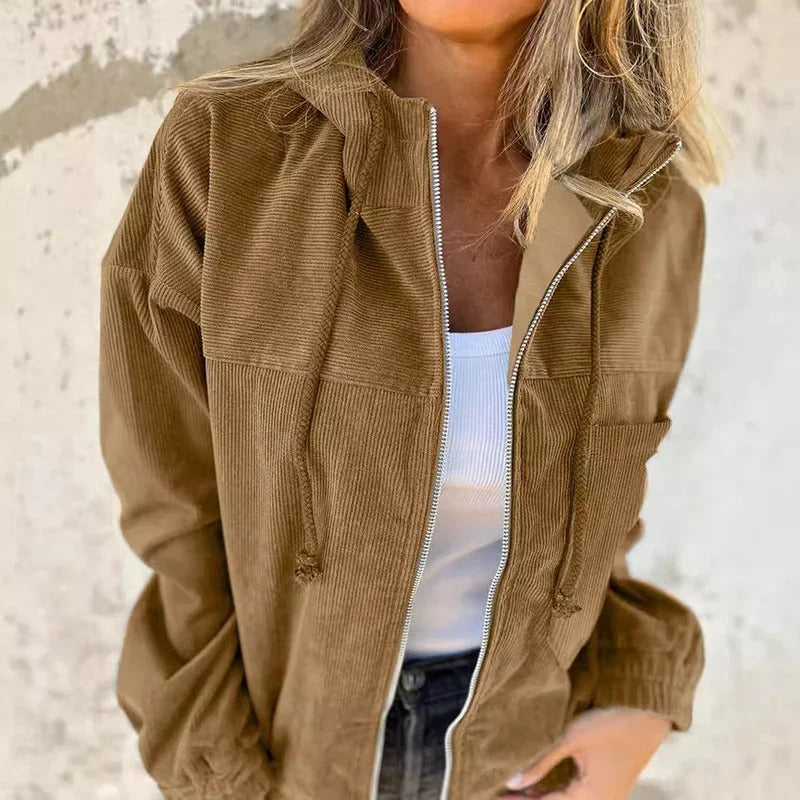Damen Winterjacke mit Kapuzenfunktion und Frontreißverschluss