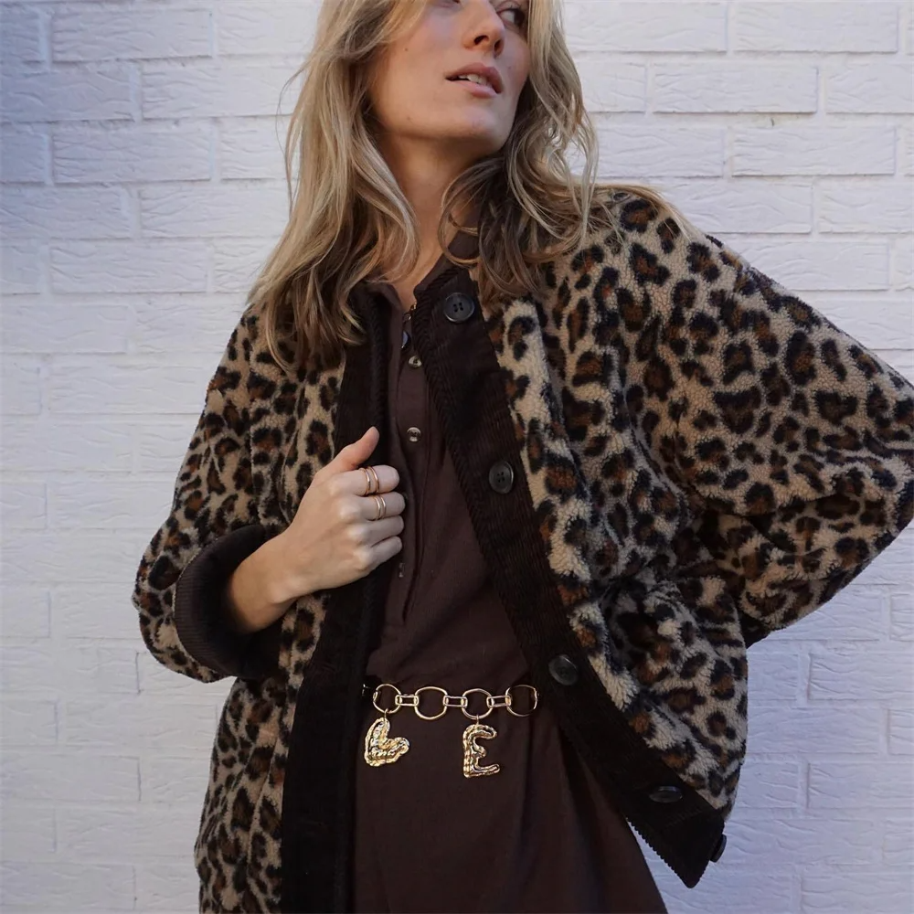 Damen Winterjacke mit O-Ausschnitt und Leopardenmuster