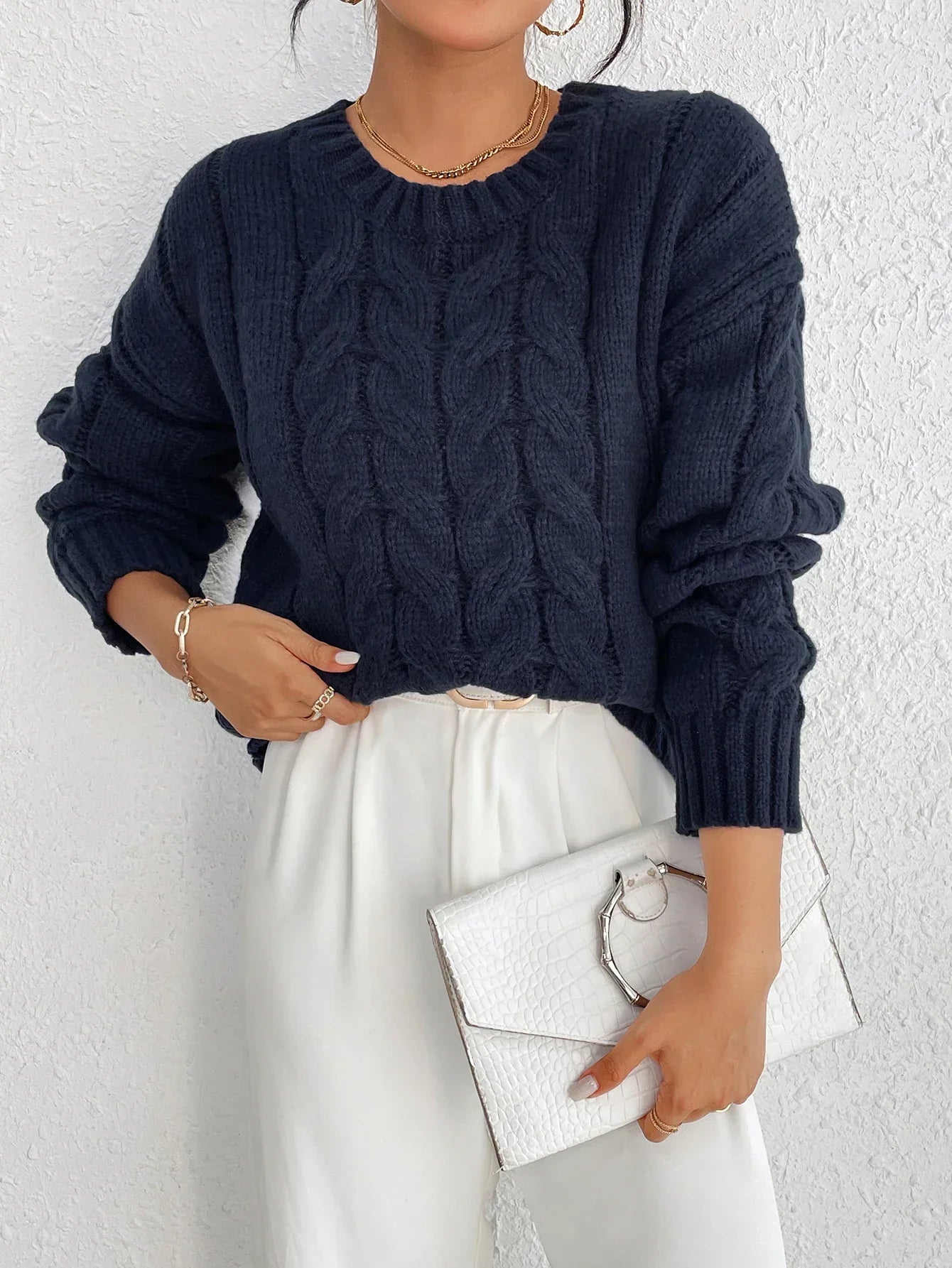 Damen Strickpullover mit Zopfmuster und lockerer Passform