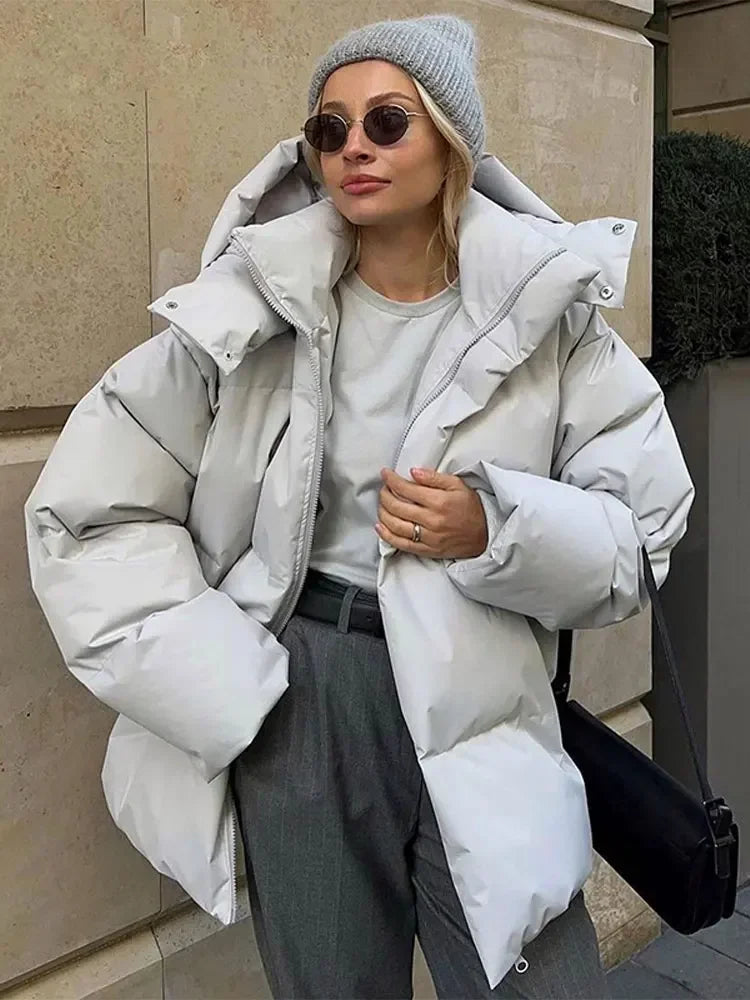 Damenjacke mit Volumenoptik und praktischen Elementen