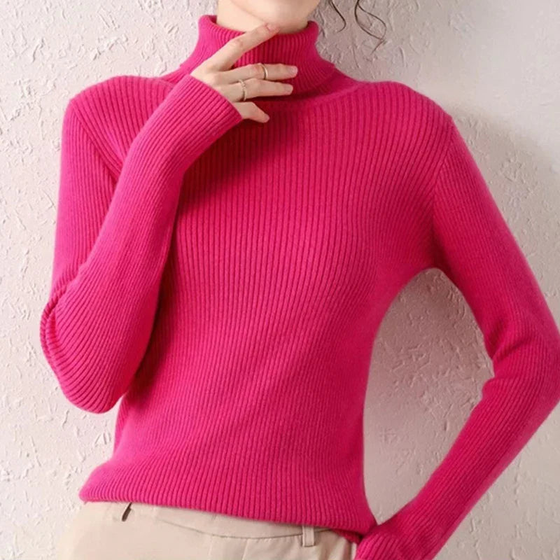 Damenpullover mit Rollkragen und klassischer Passform