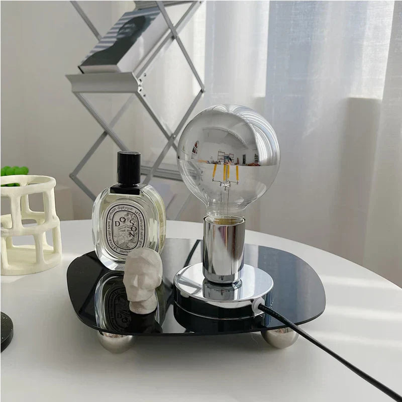 Moderne LED Nachttischlampe im Bauhaus-Stil für entspannende Beleuchtung und stilvolles Ambiente-3