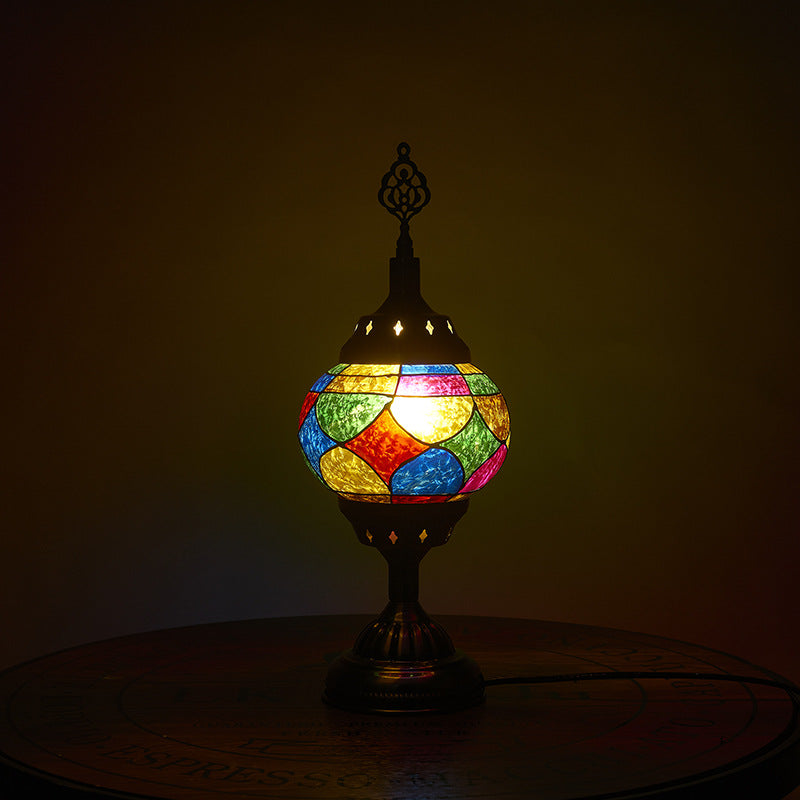 Trendy Romantische Ovale Eisen Tischlampe für Schlafzimmer