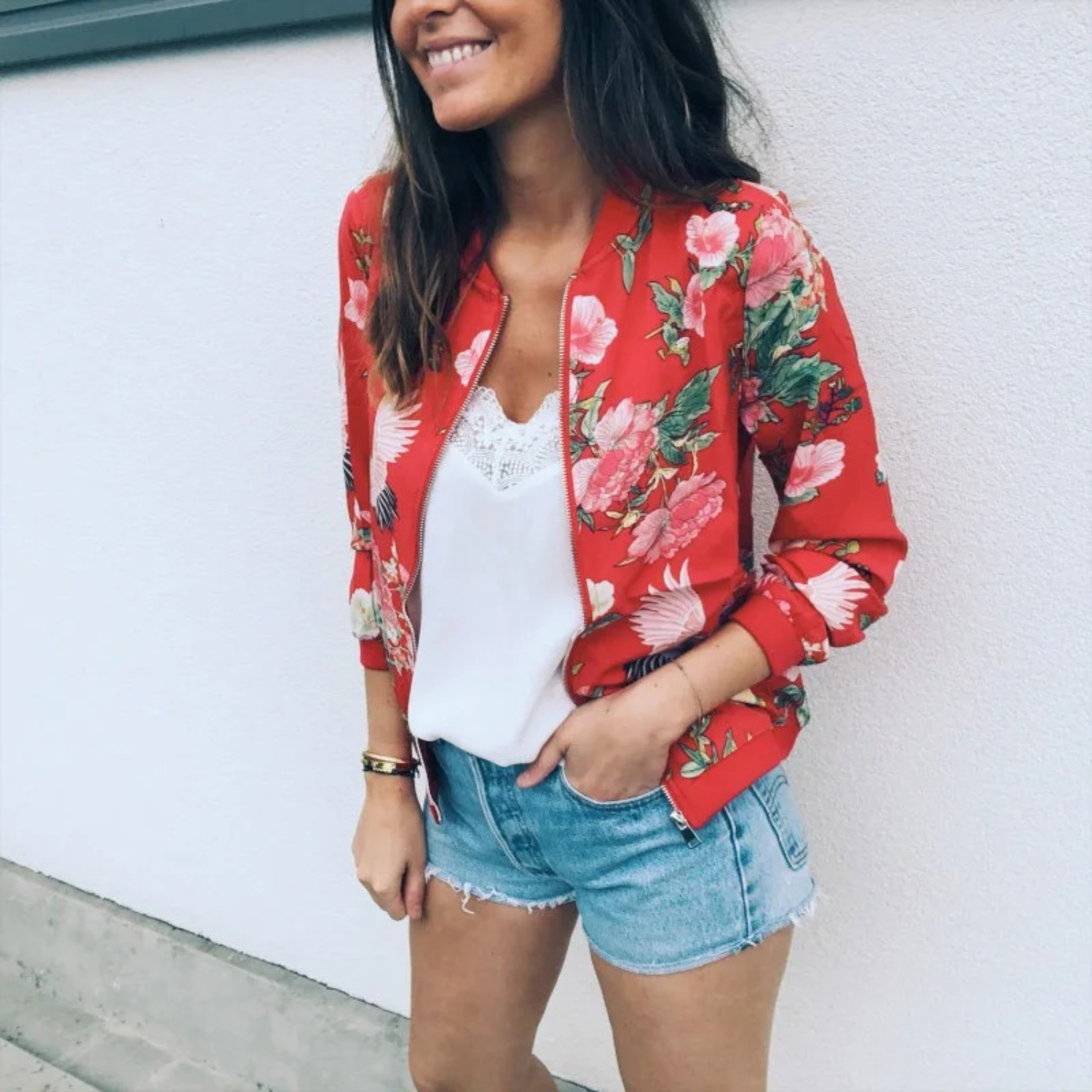 Damenjacke mit Blumenmuster