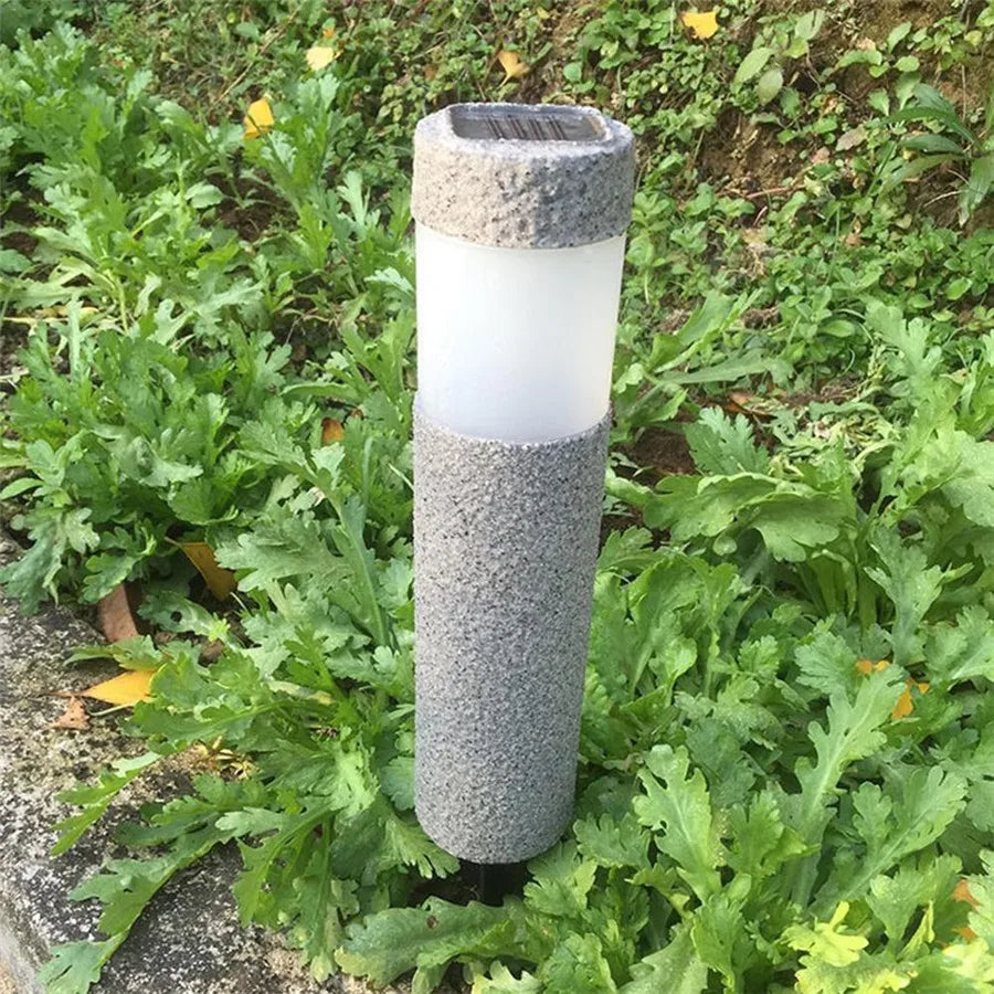 Stilvolle LED Außenlampe aus Stein für nachhaltige Außenbeleuchtung im Garten-3