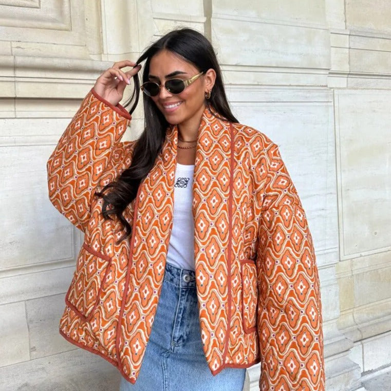 Damen Winterjacke mit klarer Linienführung und dezenter Verarbeitung