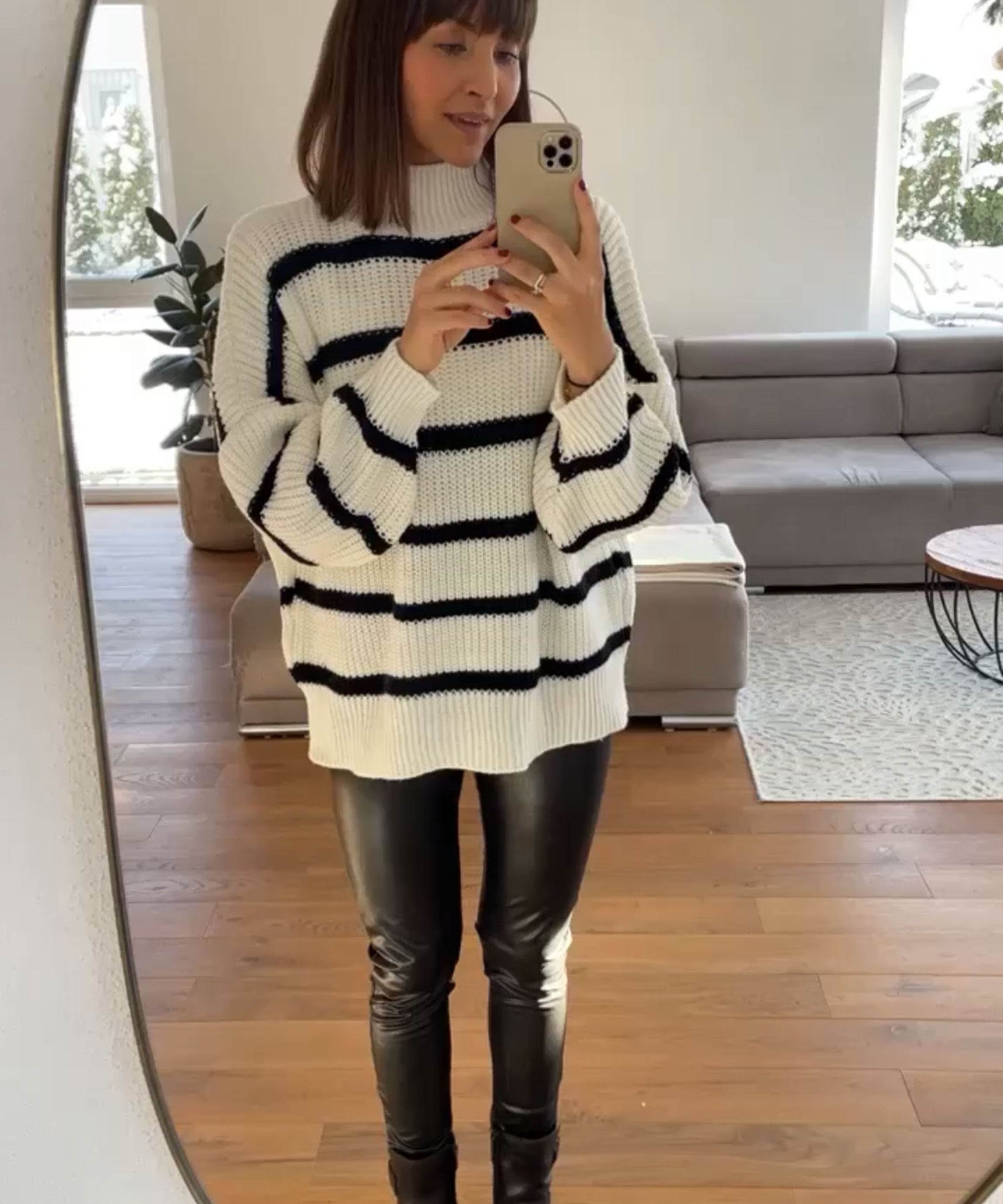 Strickpullover für Damen in Weiß und Schwarz