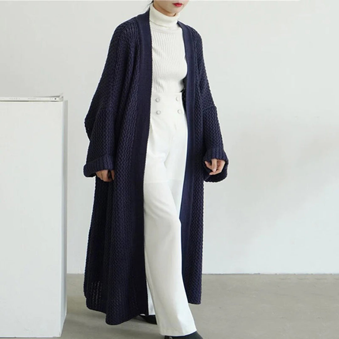 Damen Strickjacke mit langer fließender Silhouette für den Winter