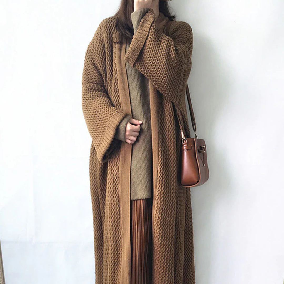 Damen Strickjacke mit langer fließender Silhouette für den Winter