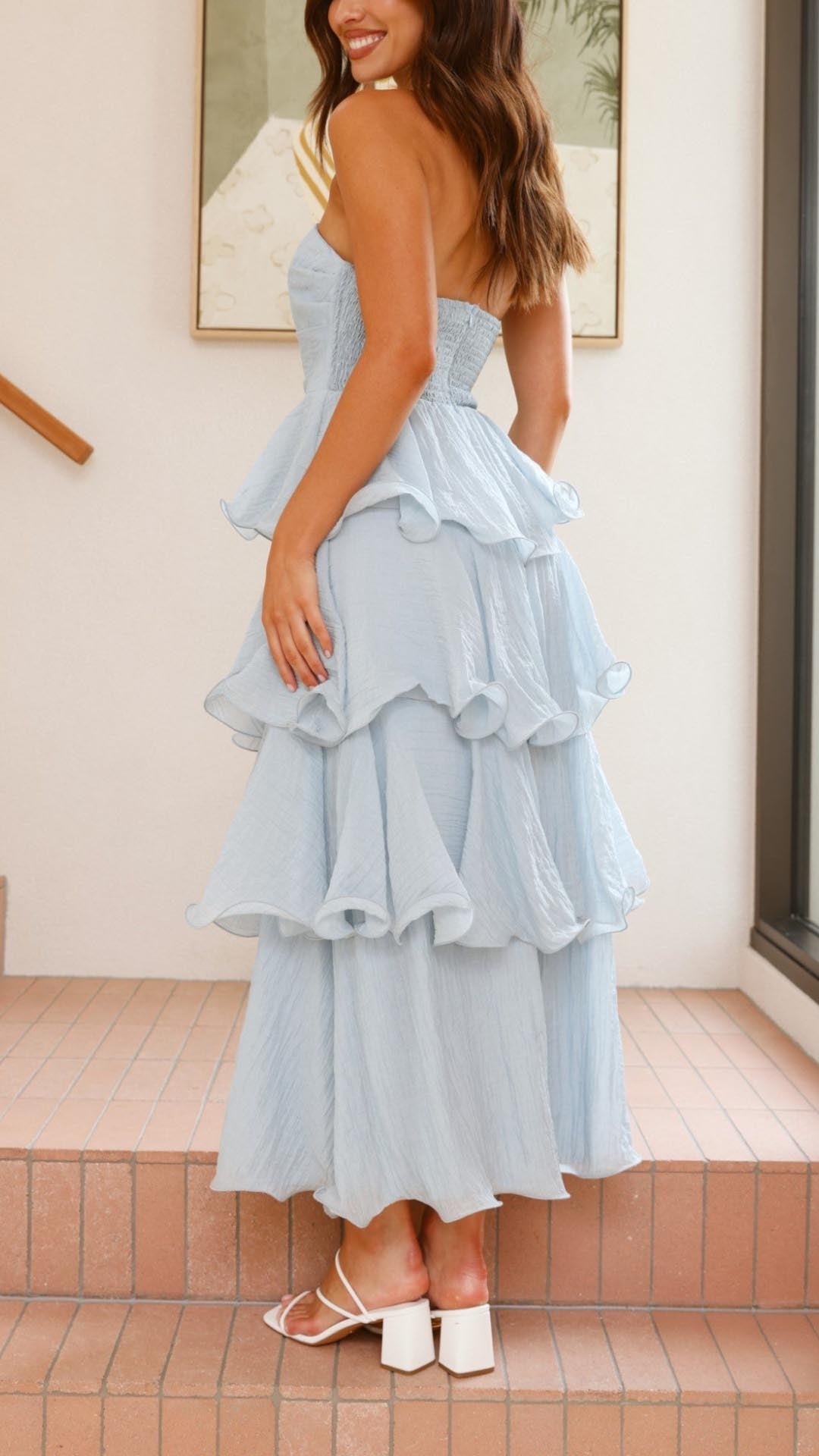 Trägerloses Maxikleid mit Rüschen für festliche Anlässe