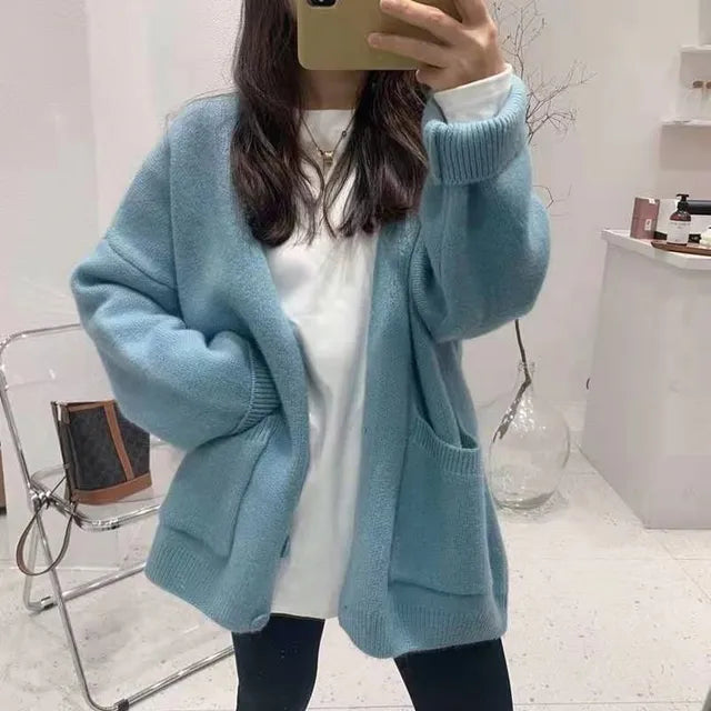 Strickjacke Damen mit V-Ausschnitt und Knopfverschluss Winter