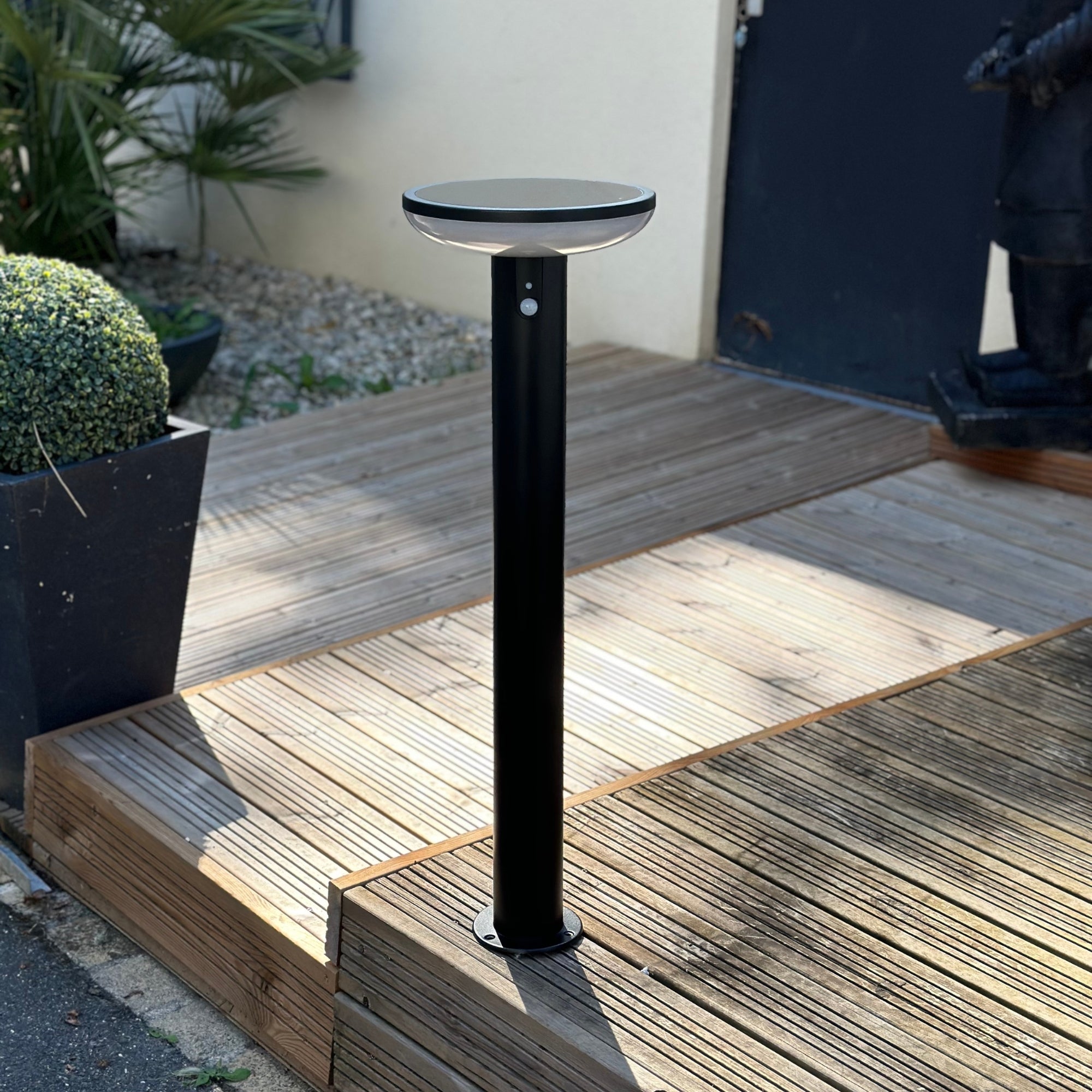 Elegante Solar Außenlampe mit Drei Beleuchtungsmodi für Stilvolle Gartenbeleuchtung-6