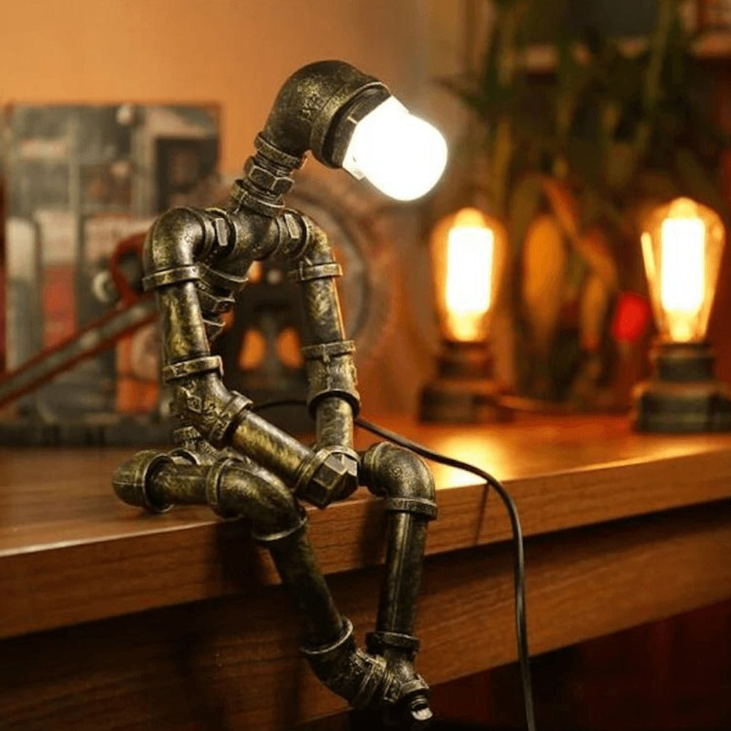 RetroBot™ Eisen Roboter Tischlampe | Vintage LED Leuchte | Stimmungslicht für Zuhause & Büro-2