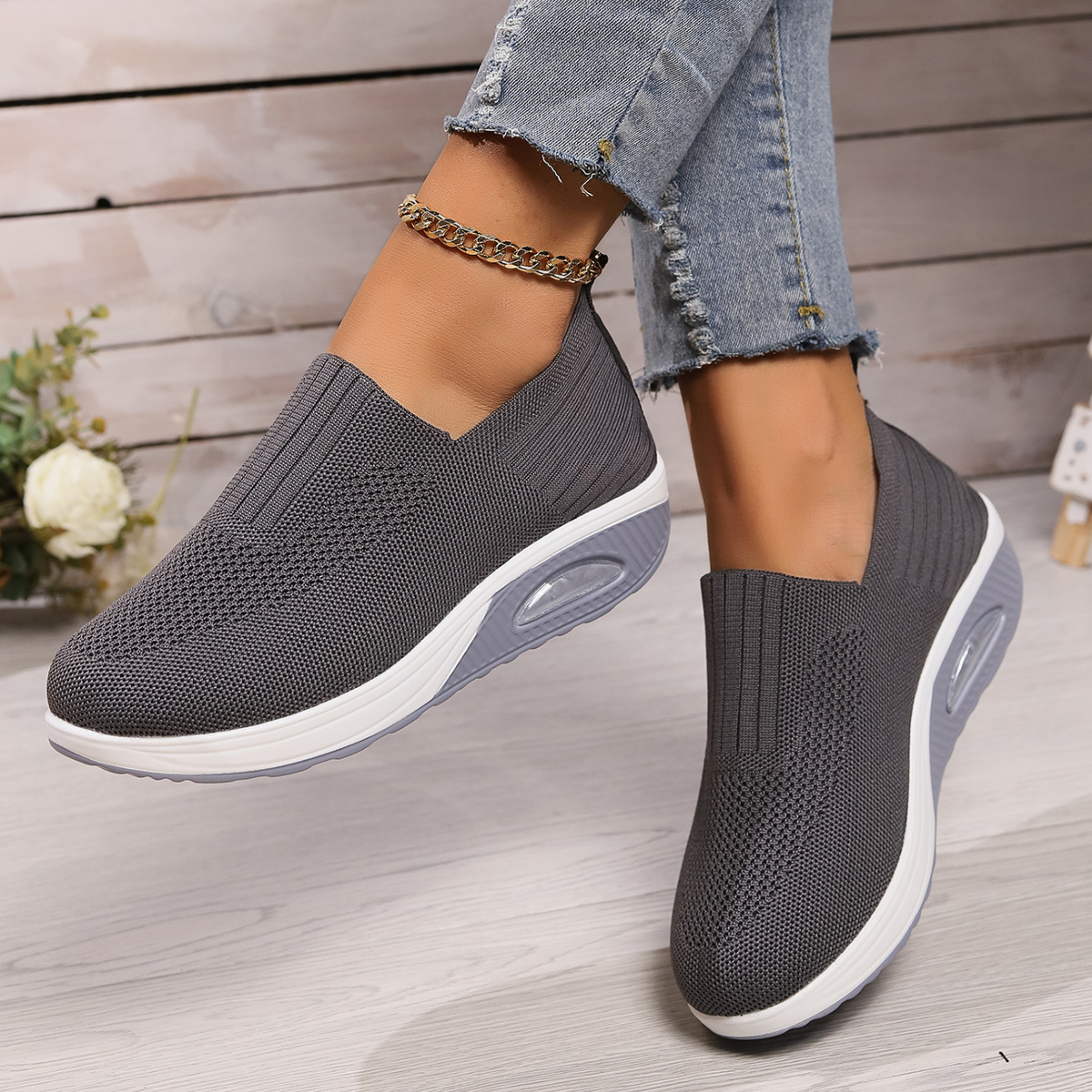 Damenschuhe mit orthopädischer Sohle zur Druckentlastung