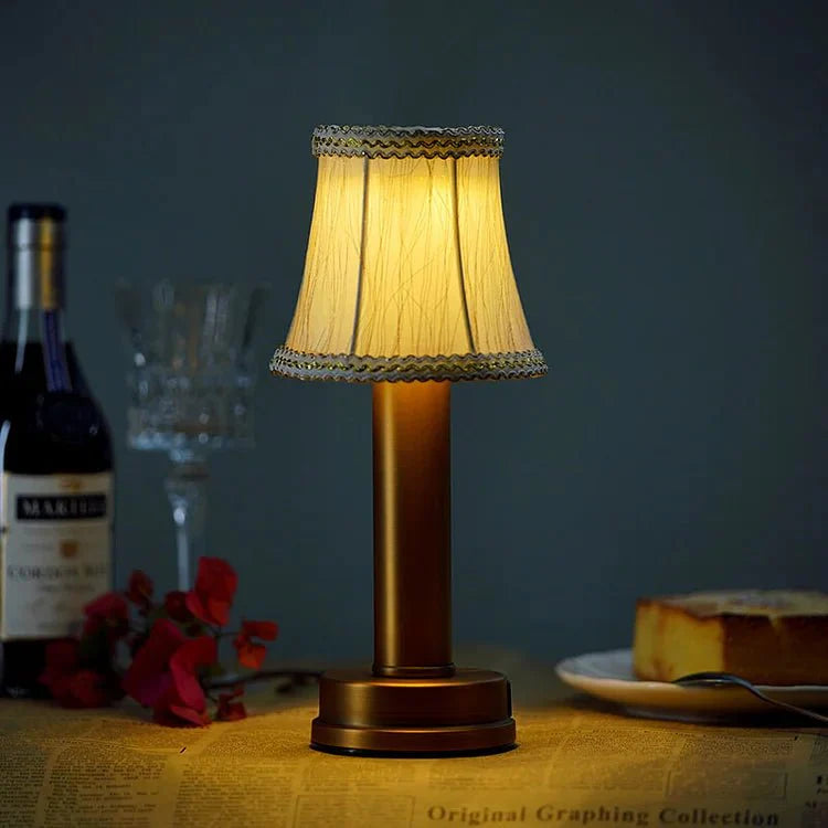 Niedliche Kabellose LED Seiden Metall Tischlampe