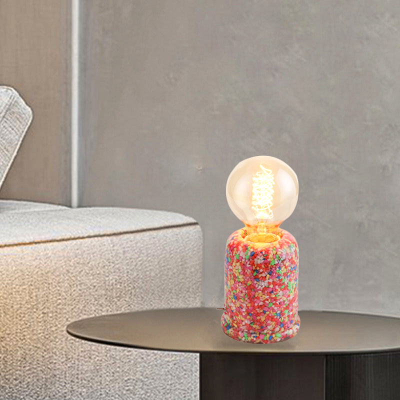 Moderne Tischlampe aus Harz in Rot - Stilvolle Tischleuchte für Elegante Akzente-3