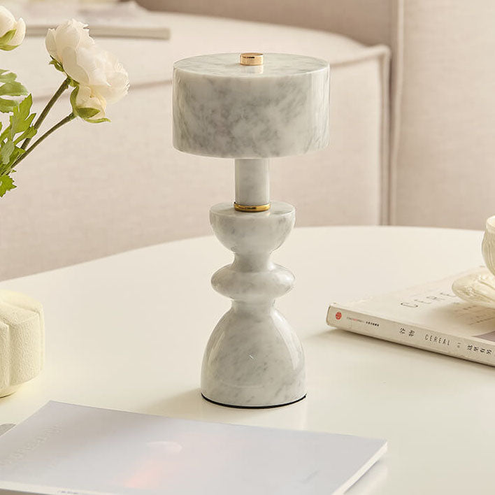 GlowLamps - Stilvolle LED Tischlampe Aus Marmor & Eisen Mit USB-Anschluss-1