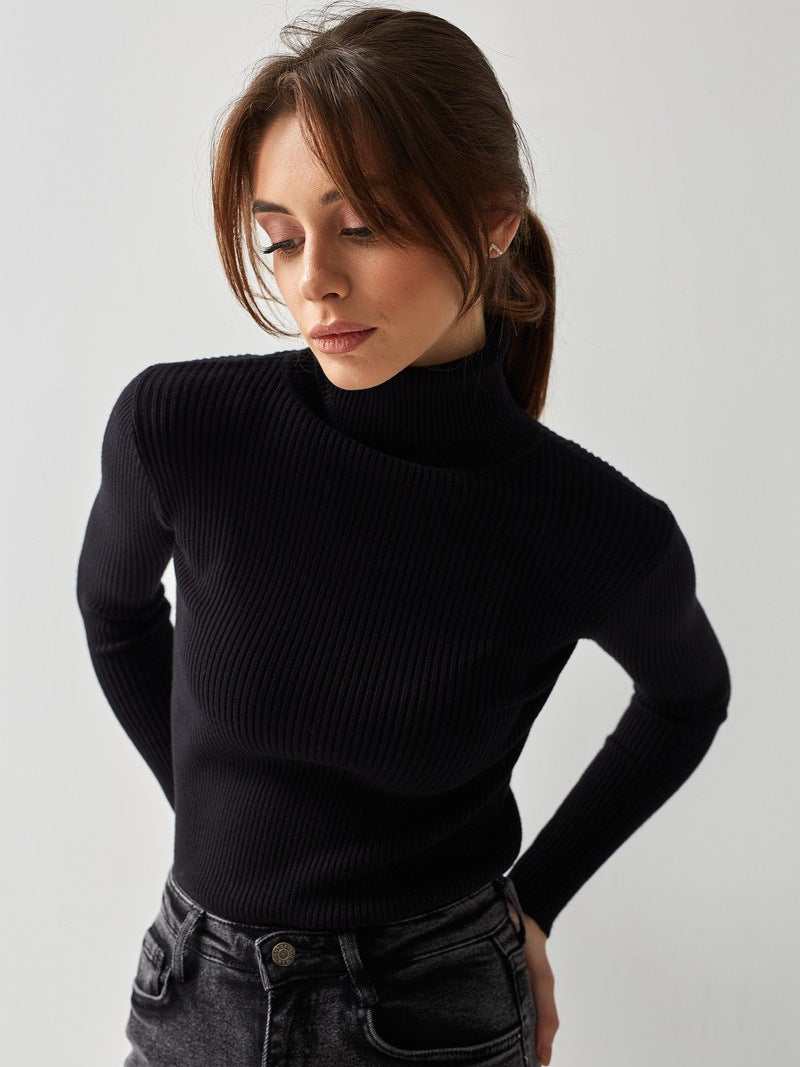 Klassischer Damen Pullover mit hohem Halsausschnitt und langen Ärmeln