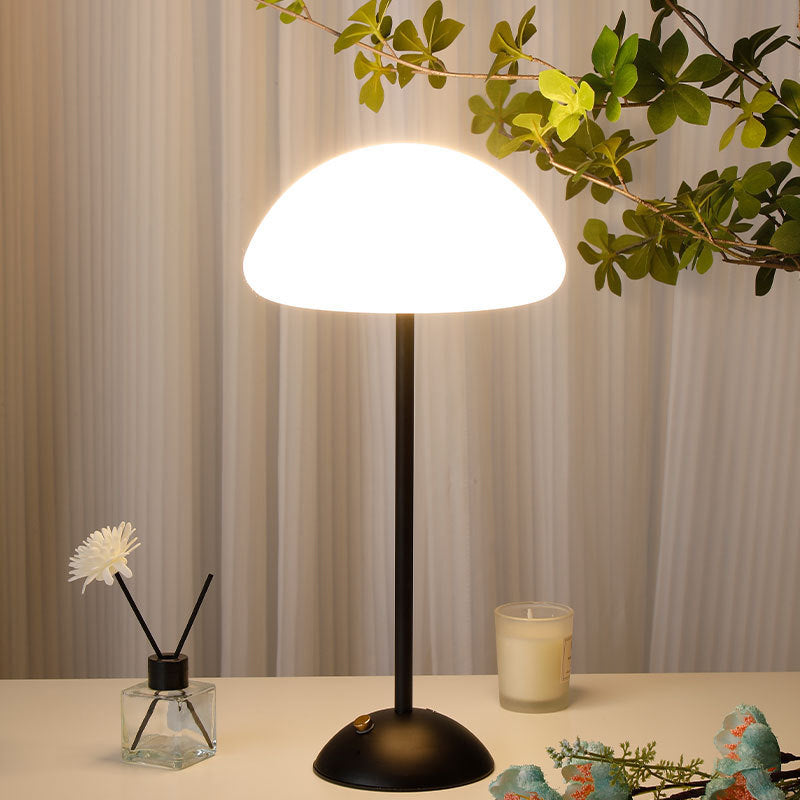 Moderne LED Tischlampe mit Dimmfunktion für stilvolles Ambiente und USB-Betrieb-2