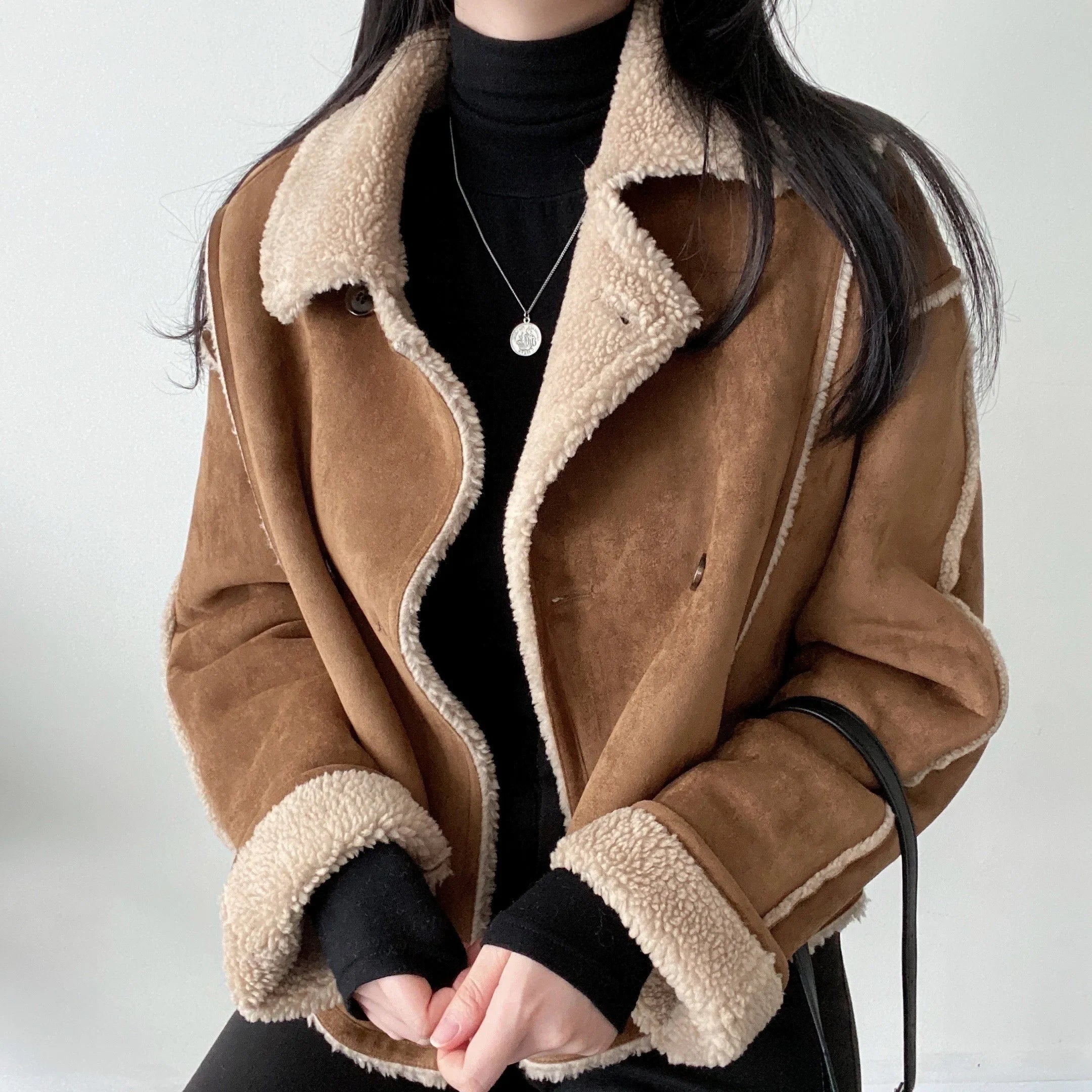 Damen Winterjacke aus Wildlederimitat mit Fellimitatfutter