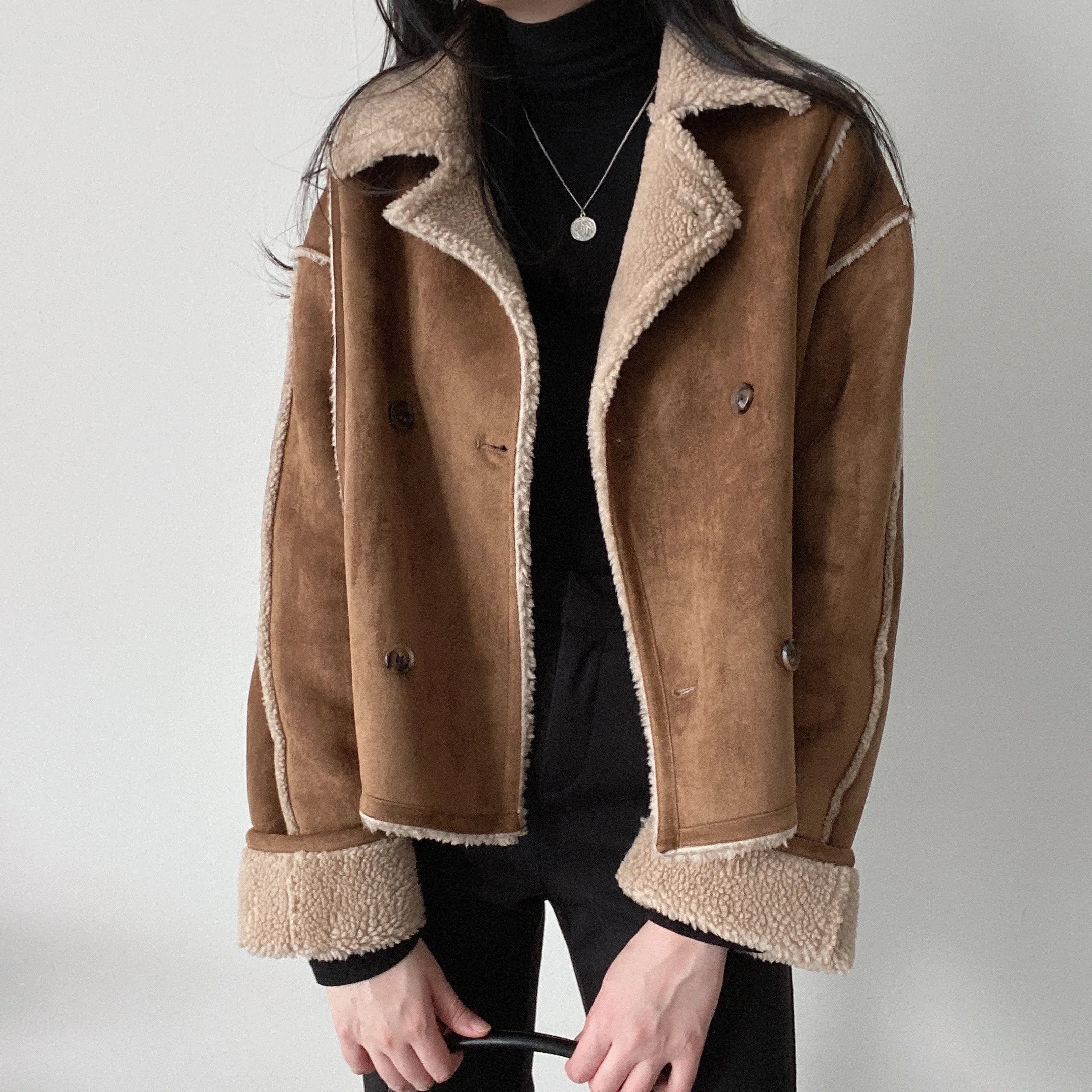 Damen Winterjacke aus Wildlederimitat mit Fellimitatfutter