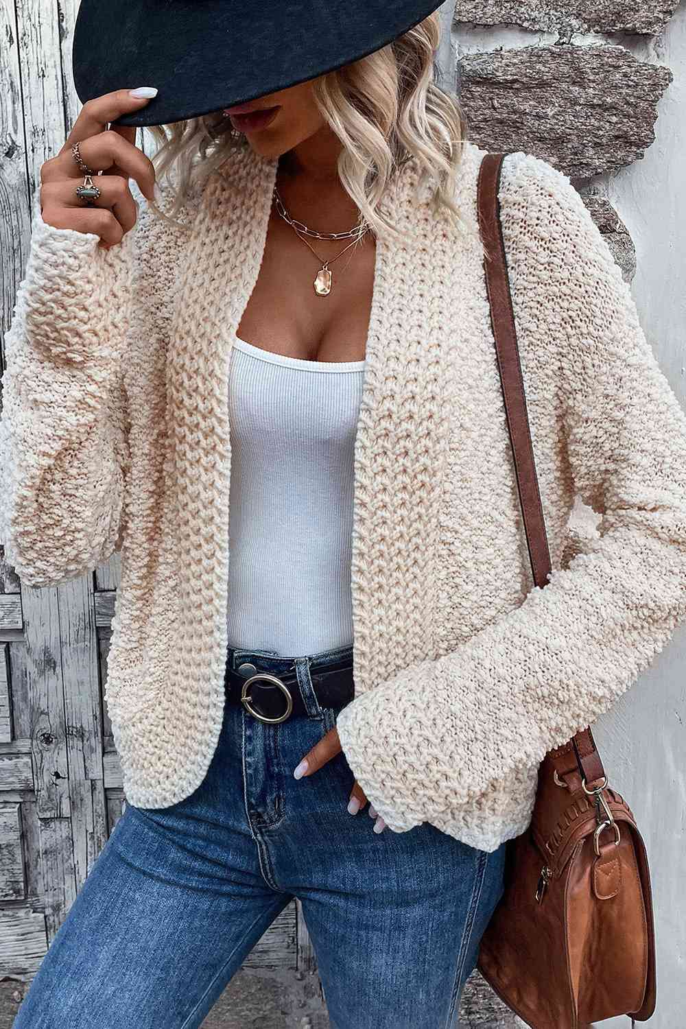 Damen Winterstrickjacke mit offenem Vorderteil