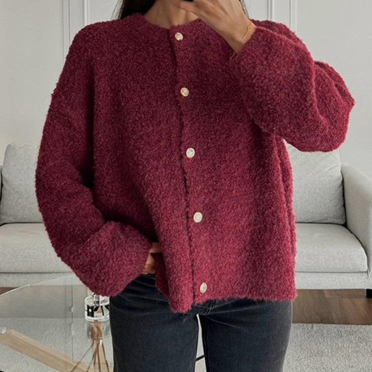 Langer Strickjacke für Damen mit Rundhalsausschnitt und einfachem Verschluss