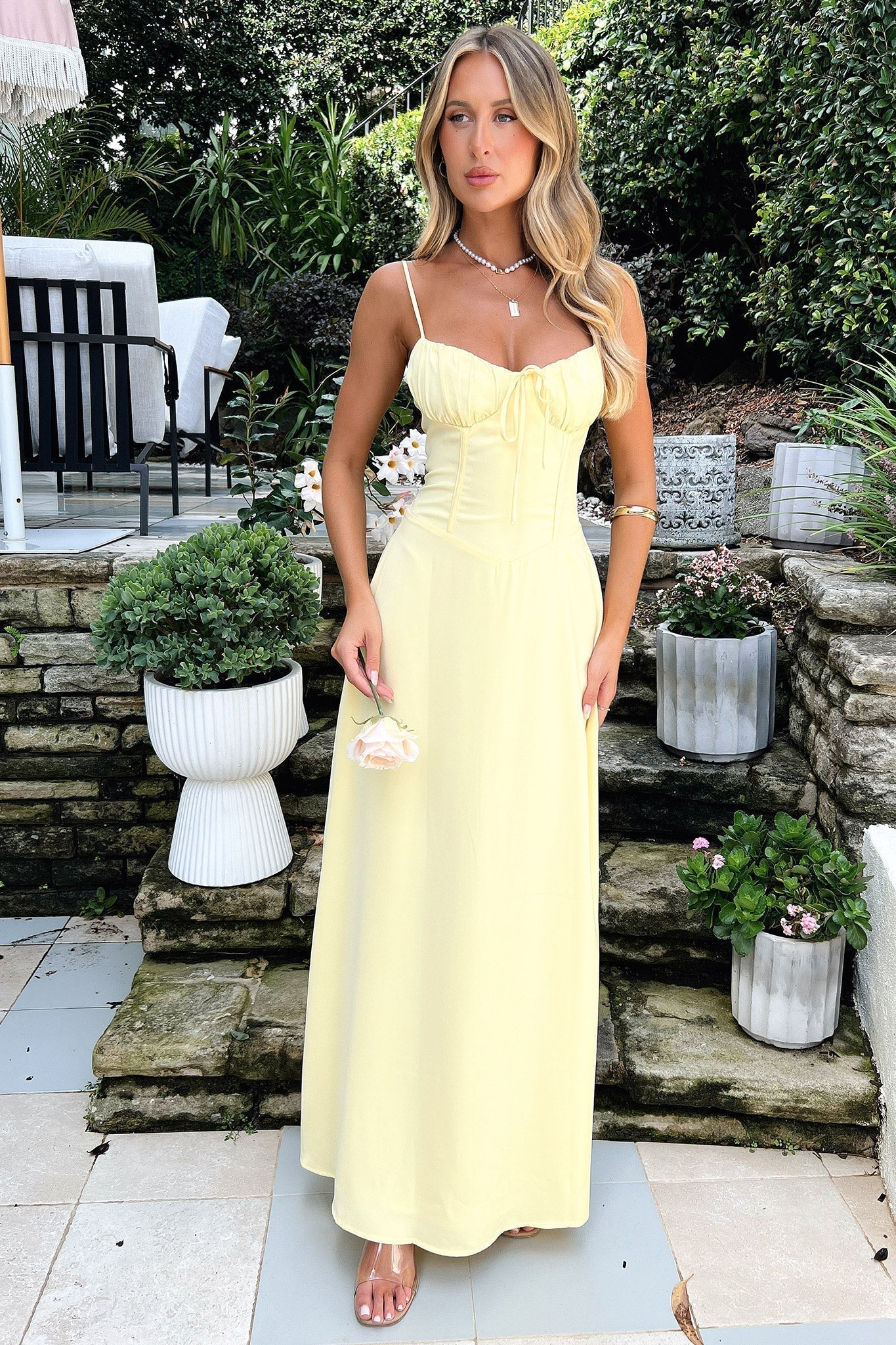 Damenkleid mit Spaghetti-Trägern für festliche Anlässe