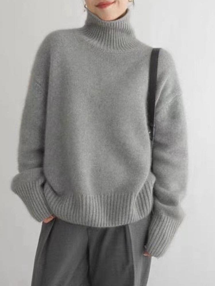 Damenpullover mit klassischem Rollkragen