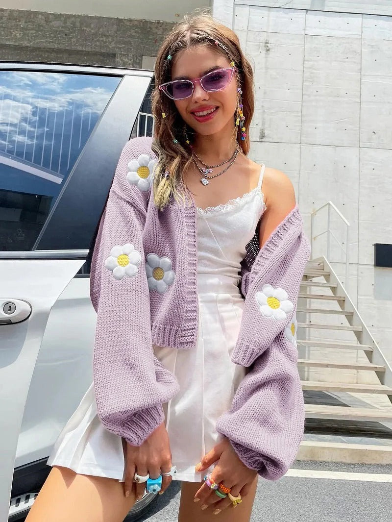 Damen Strickjacke mit floralen Ärmeln